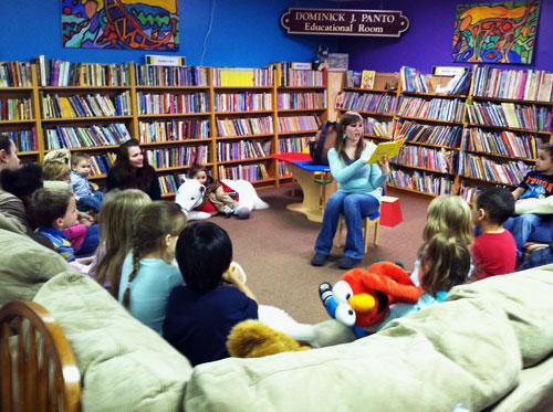 Head Start Of Phillipsburgvisits The Reading Room Cops N